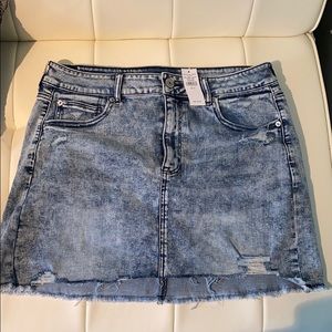 SOLD American Eagle AE Stretch Jean Mini Skirt